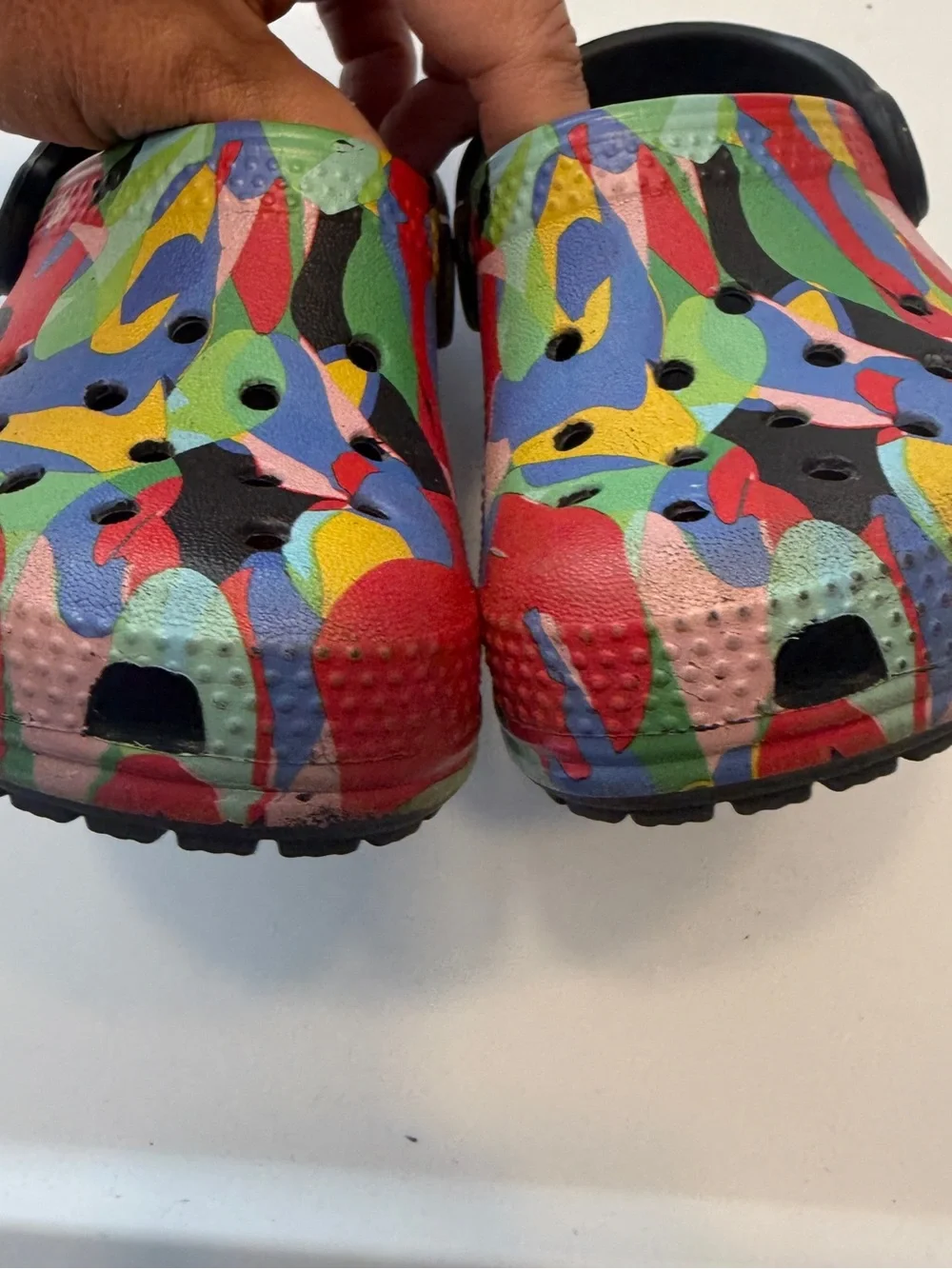 CROCS bright multi